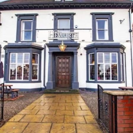 Heworth Inn And Rooms York Exteriör bild